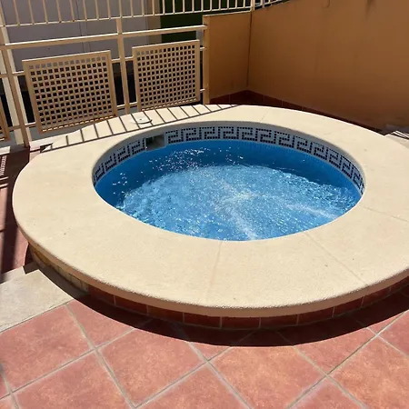 With The Pool Διαμέρισμα *