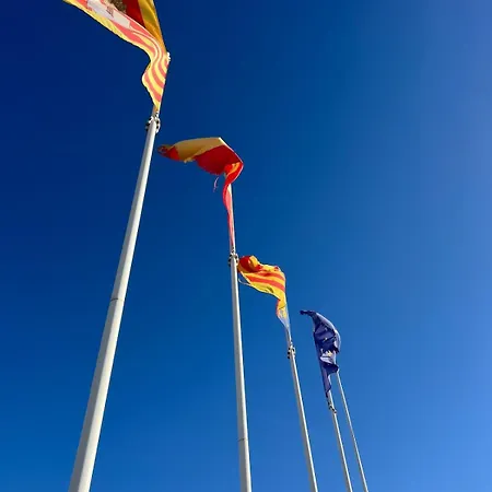 公寓 With The Pool