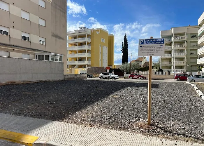 With The Pool Apartamento *