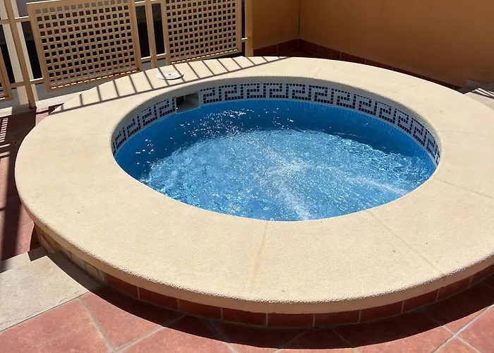 With The Pool Apartamento *